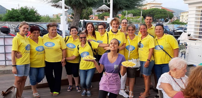 Vallecrosia: d'estate non ci si annoia mai alla Rsa Casa Rachele, serie di gite e serate per gli ospiti (Foto)