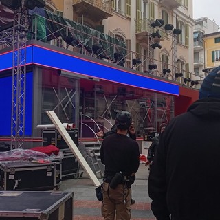 Festival di Sanremo 2024: saranno serate di 'stacchetti' in centro mentre Amadeus conferma "Sarà come Las Vegas" Festival di Sanremo 2024: saranno serate di 'stacchetti' in centro mentre Amadeus conferma "Sarà come Las Vegas"