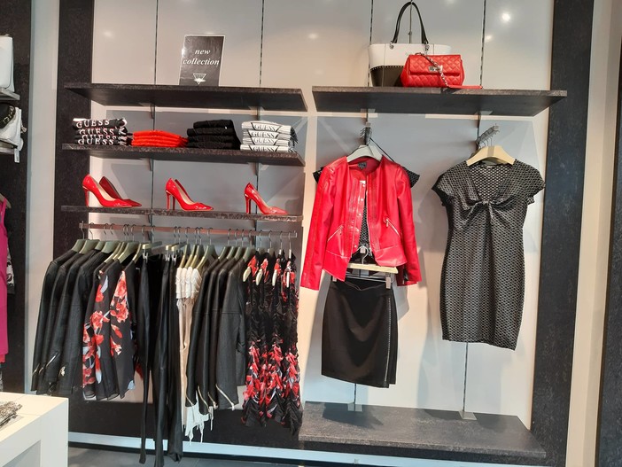 Da Guess al Molo 8.44 via alla nuova collezione uomo/donna Da Guess al Molo 8.44 via alla nuova collezione uomo/donna