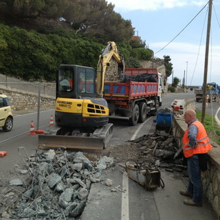 Diano Marina: al via i lavori di sistemazione delle perdite all'acquedotto sull'Incompiuta