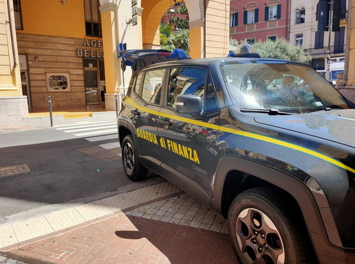 Savona, perquisizioni nelle sedi di San Lazzaro e Rivieracqua: indagine sulla gestione dell’emergenza idrica ad Andora Savona, perquisizioni nelle sedi di San Lazzaro e Rivieracqua: indagine sulla gestione dell’emergenza idrica ad Andora