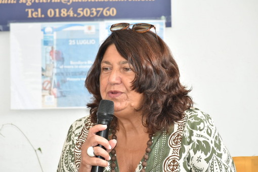 Ester Moscato Ester Moscato