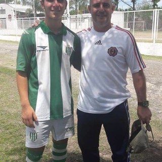 Marcelo Galoppo, con il proprio figlio protagonista nella massima serie in Argentina, in carriera ha vestito anche le maglie di Sanremese, Ventimiglia e Argentina Arma Marcelo Galoppo, con il proprio figlio protagonista nella massima serie in Argentina, in carriera ha vestito anche le maglie di Sanremese, Ventimiglia e Argentina Arma