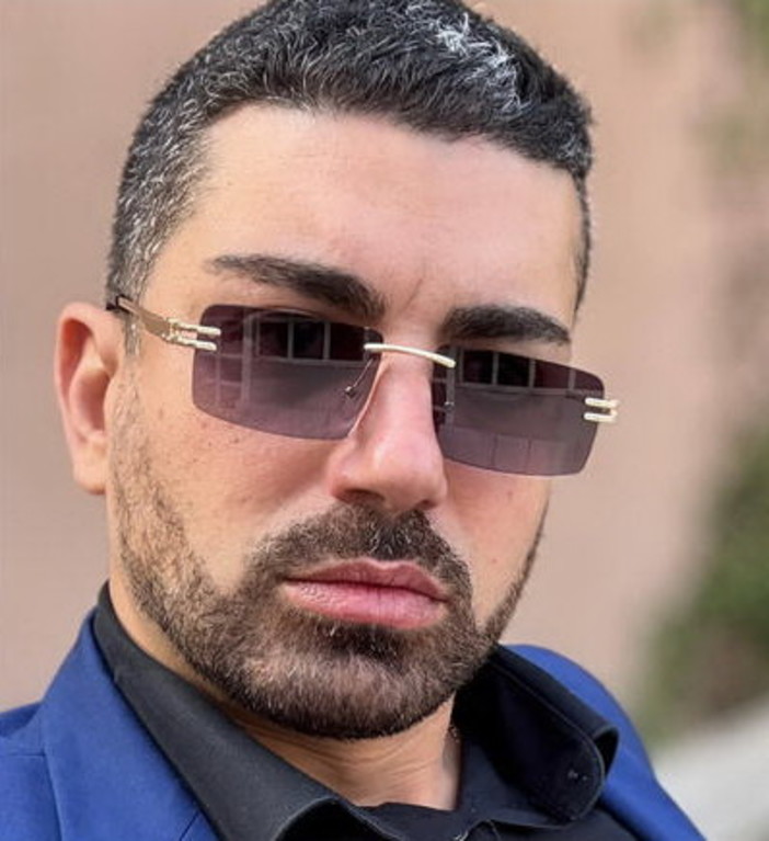 Mentone: è un 36enne di origini sarde l'uomo morto ieri a Garavan cadendo dalla propria moto Mentone: è un 36enne di origini sarde l'uomo morto ieri a Garavan cadendo dalla propria moto