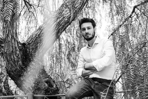 Ventimiglia: alla Biblioteca Civica Aprosiana la presentazione del libro “Non tutti gli alberi” di Gianmarco Parodi Ventimiglia: alla Biblioteca Civica Aprosiana la presentazione del libro “Non tutti gli alberi” di Gianmarco Parodi