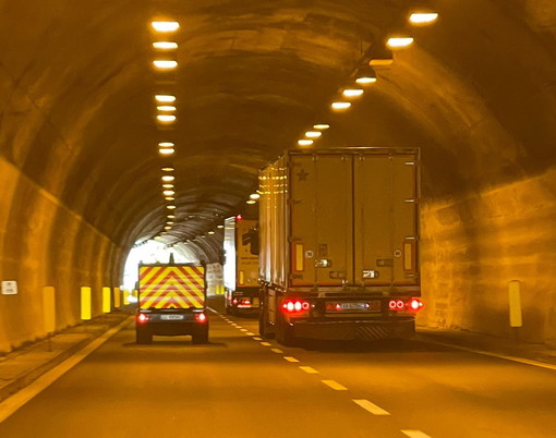 Autostrade: Bozzano (Vince Liguria): "Migliorare il segnale telefonico nelle gallerie delle autostrade in Liguria, un passo avanti verso la soluzione" Autostrade: Bozzano (Vince Liguria): "Migliorare il segnale telefonico nelle gallerie delle autostrade in Liguria, un passo avanti verso la soluzione"