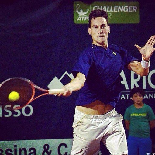 Nella foto il tennista sanremese Gianluca Mager
