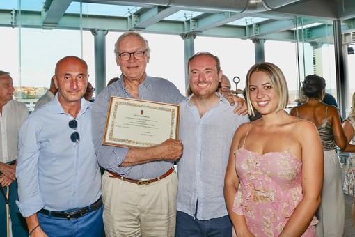 Ventimiglia, Giovanni Battista Borea D’Olmo va in pensione. Di Muro: "Senza di lui Cala del Forte non sarebbe diventato realtà"