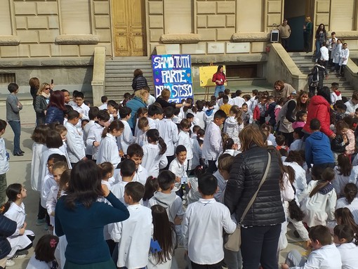 Le immagini delle iniziative per Giornata Mondiale della Consapevolezza dell’Autismo