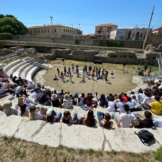 Al Teatro romano di Ventimiglia ritorna Giovani classici, sul palco gli alunni delle scuole liguri (Foto)