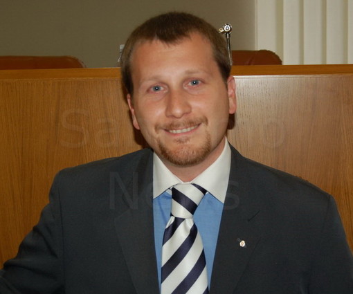 Ventimiglia: a breve le dimissioni di Gianluca De Lucia, al suo posto Domenico Calimera