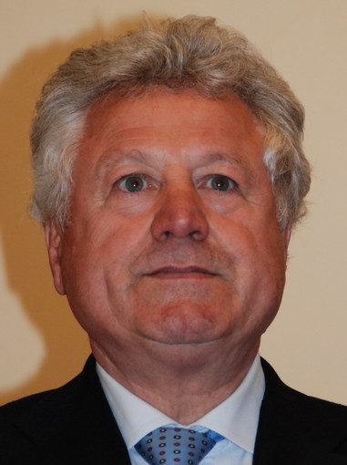 Il sindaco Scullino vola a Roma dal ministro della salute: "Basta ai due pesi e due misure della regione!" Il sindaco Scullino vola a Roma dal ministro della salute: "Basta ai due pesi e due misure della regione!"