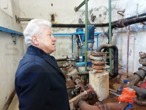 Il Sindaco Scullino controlla la situazione dell'acquedotto Il Sindaco Scullino controlla la situazione dell'acquedotto