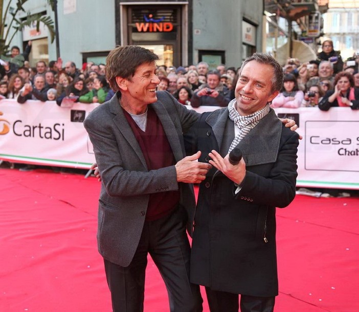 #Sanremo2015: lo showman dianese Gianni Rossi anche quest'anno mattatore del 'Red Carpet' #Sanremo2015: lo showman dianese Gianni Rossi anche quest'anno mattatore del 'Red Carpet'