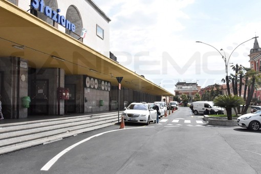 Ventimiglia: assenza servizio taxi alla stazione, le rimostranze di un nostro lettore dalla città di confine