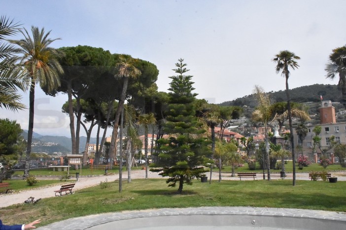 A Ventimiglia torna la "Cena in Bianco": appuntamento il 6 luglio A Ventimiglia torna la "Cena in Bianco": appuntamento il 6 luglio