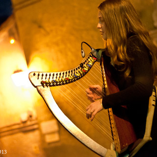 Continua il Ghost Tour Triora con nuovi Storyteller e melodie d’arpa celtica