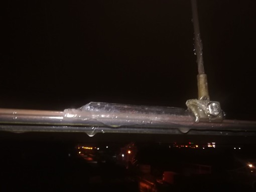 Freddo e gelo tra Savona e Genova: 'gelicidio' sulla ferrovia e circolazione sospesa (Foto e Video)
