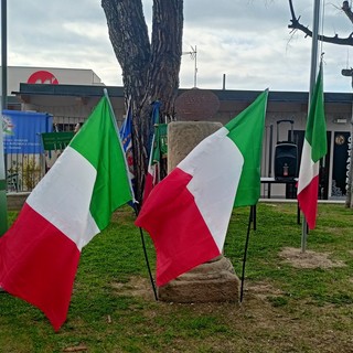 Vallecrosia celebra la Giornata Nazionale della Bandiera, cerimonia in piazza Erio Tripodi Vallecrosia celebra la Giornata Nazionale della Bandiera, cerimonia in piazza Erio Tripodi