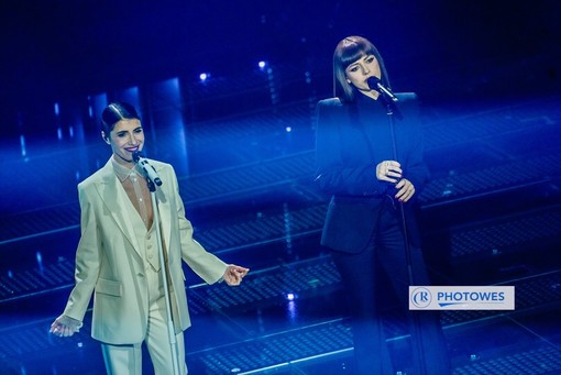 Sanremo, la serata delle Cover conquista tutti: nella notte del Festival l'entusiasmo per Giorgia e Annalisa, applausi per Fedez e Masini (Video)