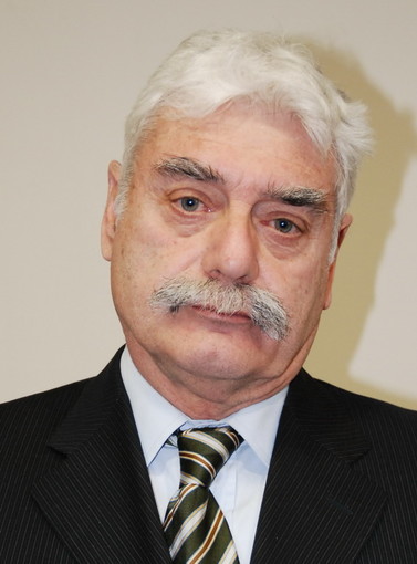 Sanremo:patto di stabilit�, Tinelli ironicamente soddisfatto