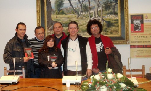 Zingaretti cita Peppino Impastato sul palco dell’Ariston: il fratello "Una grande emozione e segnale che ci dà la forza di andare avanti Zingaretti cita Peppino Impastato sul palco dell’Ariston: il fratello "Una grande emozione e segnale che ci dà la forza di andare avanti