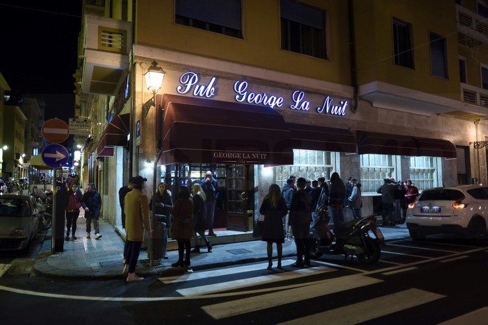 Sanremo: dopo trent'anni di onorata carriera chiude il mitico 'George la Nuit', a Natale la serata di commiato (Foto) Sanremo: dopo trent'anni di onorata carriera chiude il mitico 'George la Nuit', a Natale la serata di commiato (Foto)