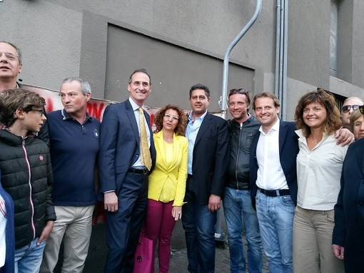 #ElezioniRegionali2015: Giovanni Toti a Imperia. "Agnesi è un marchio storico su cui si deve partire per lo sviluppo dell'agroalimentare"