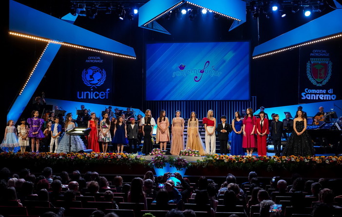 'SanremoJunior' e Gef 2023: la vittoria va a una 14enne moldava, grande successo di partecipazione con 20 nazioni 'SanremoJunior' e Gef 2023: la vittoria va a una 14enne moldava, grande successo di partecipazione con 20 nazioni