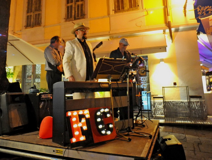 Sanremo: swing si o swing no in piazza Bresca, ieri Freddy Colt non ha suonato ma ora che succederà?