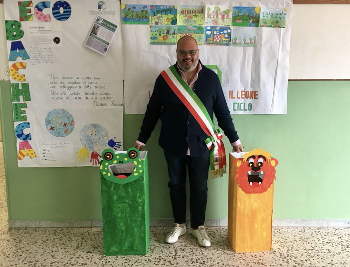 Raccolta differenziata: in un anno a Riva Ligure si producono oltre 1,6 milioni di chili di rifiuti Raccolta differenziata: in un anno a Riva Ligure si producono oltre 1,6 milioni di chili di rifiuti