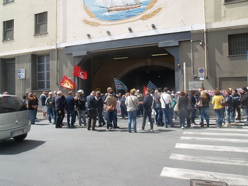 Imperia: una settimana di stop alla Agnesi da lunedì prossimo, ma all'orizzonte qualche speranza in più
