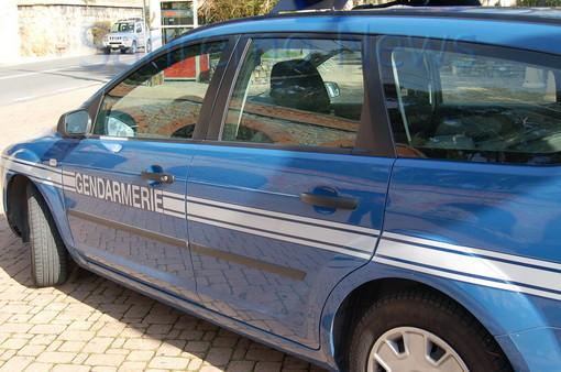 Nizza: urla ai gendarmi '100% Kouachi', 18enne arrestato dalla Gendarmerie all'Ariane