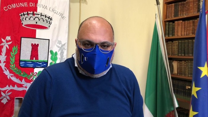 Provocazione del Sindaco di Riva Ligure: "Se il coprifuoco rimane alle 22 organizzeremo manifestazioni alle 5 del mattino" Provocazione del Sindaco di Riva Ligure: "Se il coprifuoco rimane alle 22 organizzeremo manifestazioni alle 5 del mattino"