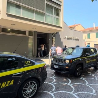 Frode fiscale sui bonus edilizi: anche alcune società dell’imperiese nel mirino della Finanza di Savona Frode fiscale sui bonus edilizi: anche alcune società dell’imperiese nel mirino della Finanza di Savona