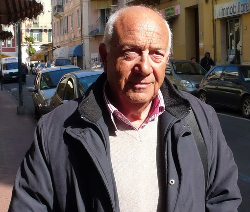 Ventimiglia: oggi pomeriggio con il Comitato 'Pro Centro Storico' la conferenza 'Il Verde dei Semplici' Ventimiglia: oggi pomeriggio con il Comitato 'Pro Centro Storico' la conferenza 'Il Verde dei Semplici'