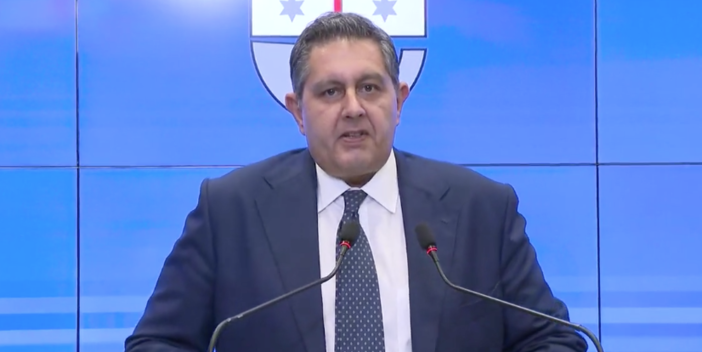 Il presidente della Regione dopo la manifestazione dei ristoratori "Li ho incontrati per dire che sono dalla loro parte" Il presidente della Regione dopo la manifestazione dei ristoratori "Li ho incontrati per dire che sono dalla loro parte"