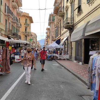 Festa commerciale a Bordighera, torna la Primavera Bordigotta di Confesercenti
