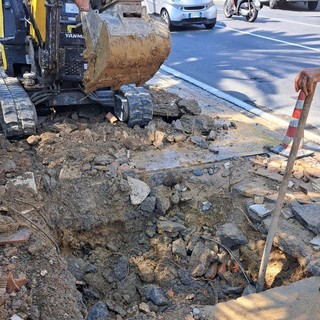 Sanremo: guasto alla tubatura, spiagge senza acqua in corso Imperatrice