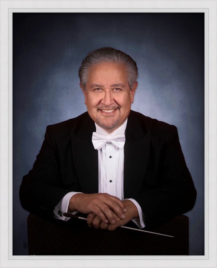 Maestro Hector Guzman. Maestro Hector Guzman.