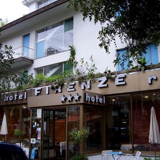 Ospedaletti: chiude definitivamente l'hotel Firenze, la città delle rose rischia di rimanere senza alberghi