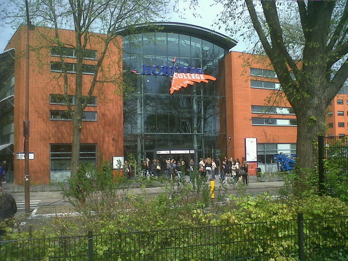 Gli studenti del Fermi, Polo e Montale di Ventimiglia e Bordighera in visita una settimana ad Alkmaar in Olanda