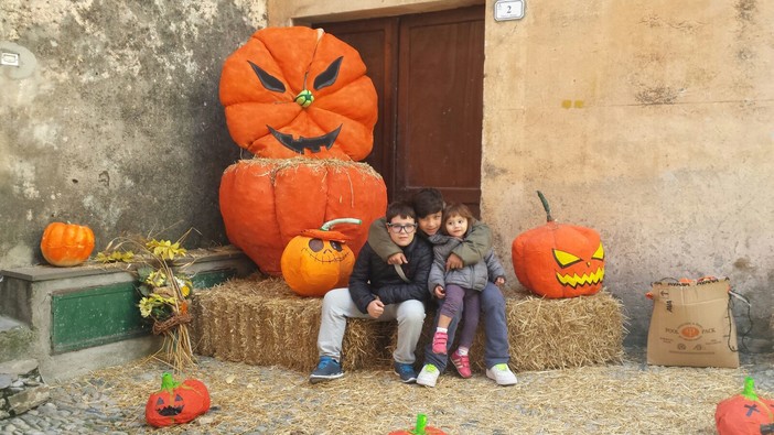 Bordighera: martedì prossimo è Halloween, la città sarà 'arancione' con addobbi per la festa