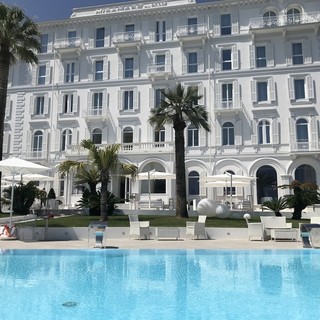 Il Miramare the Palace Sanremo tra i fondatori di ‘Ligurian Luxury Destinations’: 4 e 5 stelle insieme per promuovere la Liguria del lusso Il Miramare the Palace Sanremo tra i fondatori di ‘Ligurian Luxury Destinations’: 4 e 5 stelle insieme per promuovere la Liguria del lusso