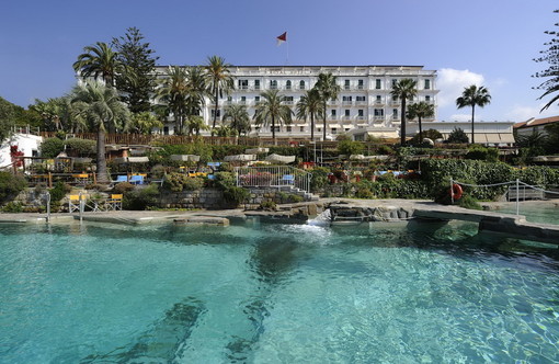 Sanremo: stasera al Royal Hotel il Mago Adry e domani ballo latino americano Sanremo: stasera al Royal Hotel il Mago Adry e domani ballo latino americano