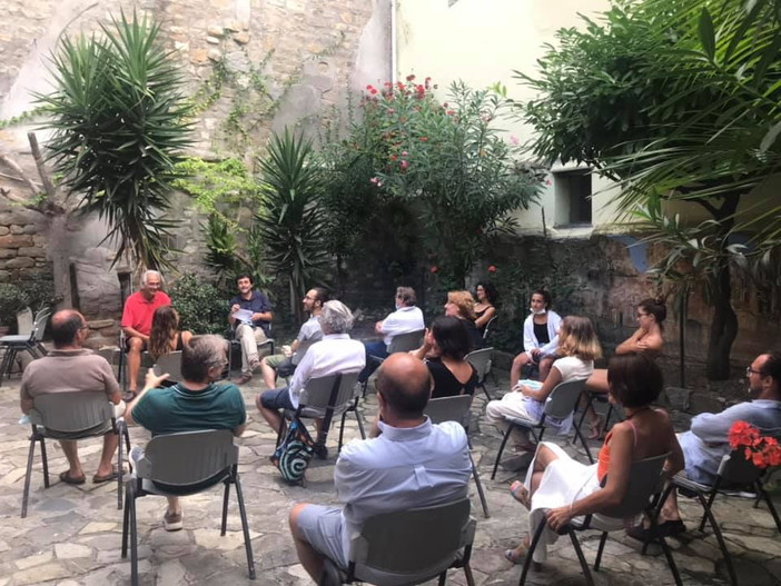 Sanremo: sabato la presentazione del libro 'La notte dei Saraceni' di Cesare Melchiori in piazzetta dei Ferri Sanremo: sabato la presentazione del libro 'La notte dei Saraceni' di Cesare Melchiori in piazzetta dei Ferri