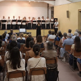 Happy Chorus RnS, emozioni e tanti giovani al debutto del Tour Estivo 2026: successo per il concerto di San Rocco Happy Chorus RnS, emozioni e tanti giovani al debutto del Tour Estivo 2026: successo per il concerto di San Rocco