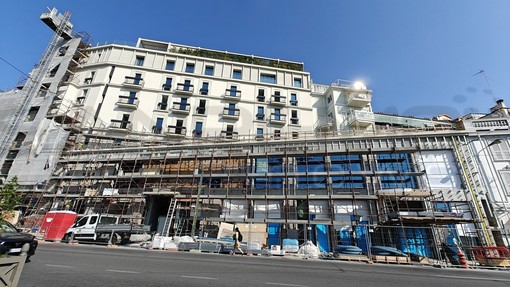 Sanremo: a dicembre riaprirà l'hotel Europa, avrà 71 camere e potrà essere un 5 stelle (Foto) Sanremo: a dicembre riaprirà l'hotel Europa, avrà 71 camere e potrà essere un 5 stelle (Foto)