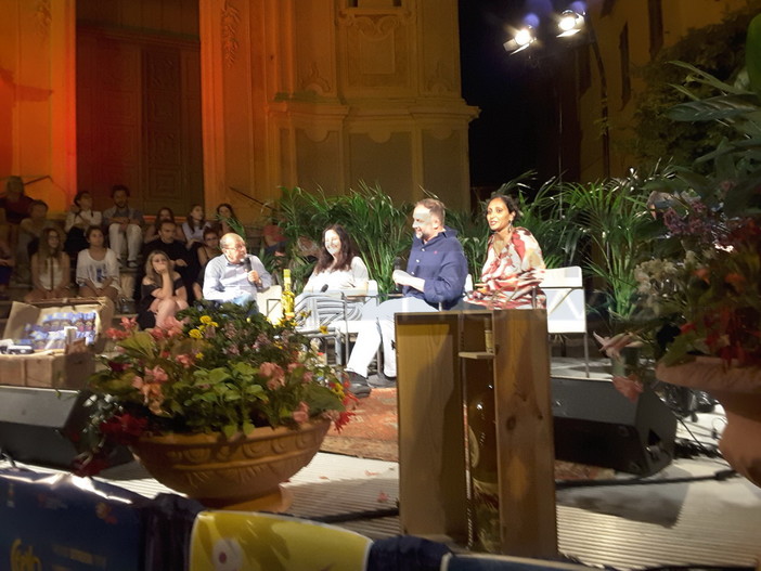 Cervo: per 'Cervo ti Strega', ospite ieri sera la vincitrice del Premio Strega 2018 Helena Janeczek Cervo: per 'Cervo ti Strega', ospite ieri sera la vincitrice del Premio Strega 2018 Helena Janeczek