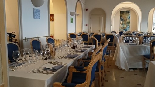 Bordighera, menù di Pasqua: vini e prodotti di qualità all'hotel Parigi (Foto) Bordighera, menù di Pasqua: vini e prodotti di qualità all'hotel Parigi (Foto)